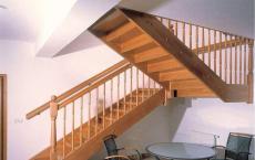 Лестница на второй этаж своими руками: инструкции, чертежи и фото деревянных и металлических лестниц